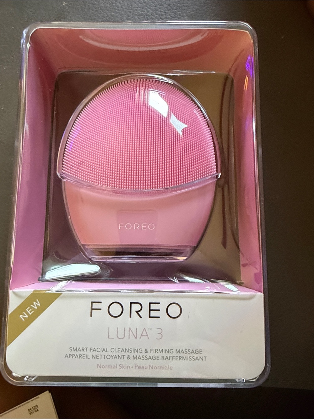 FOREO LUNA 3 Facial Cleansing Brush in Pink